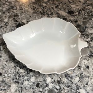 Kaiser Germany porcelain leaf dish